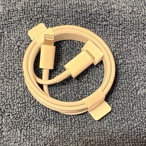 NEW original Apple USB-C to Lightening cable